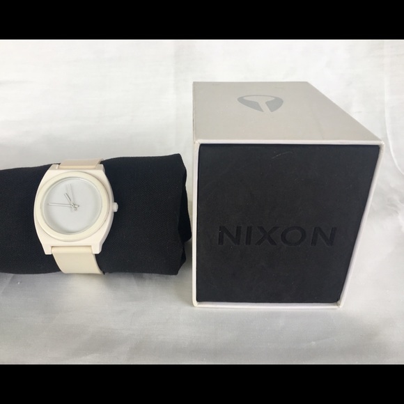 Nixon Accessories - Nixon Minimal The Time Teller Watch W/Box